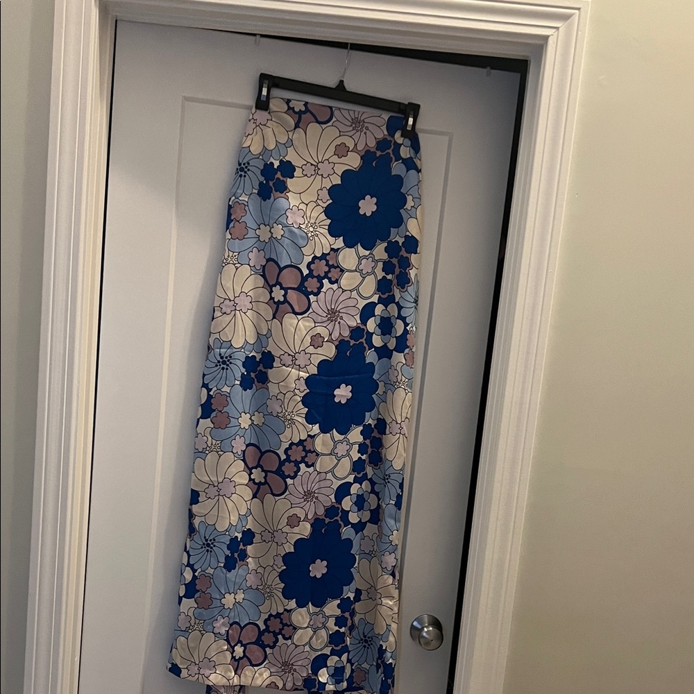Blue Floral dress Backless Women Dress Style